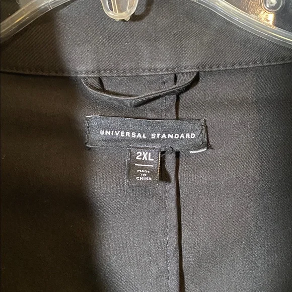 Universal Standard Plus Size Black Rain Jacket - Picture 2 of 8